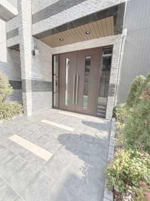 【エントランス】 | アルベロ向島２３