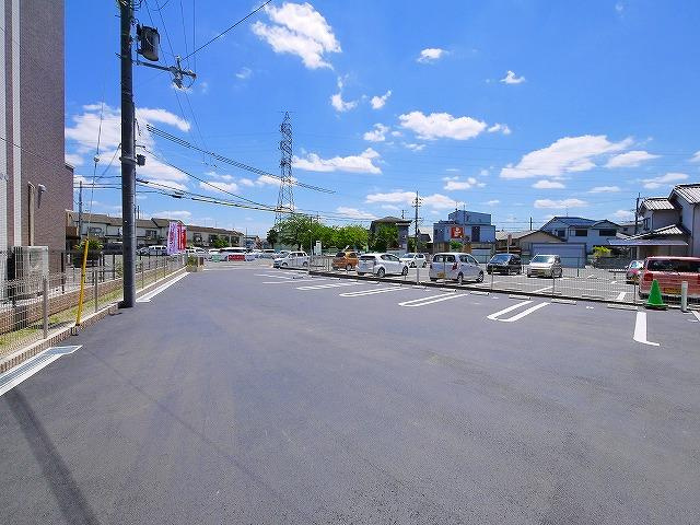 エトワール（Ｅｔｏｉｌｅ）の駐車場|カースペースがあります