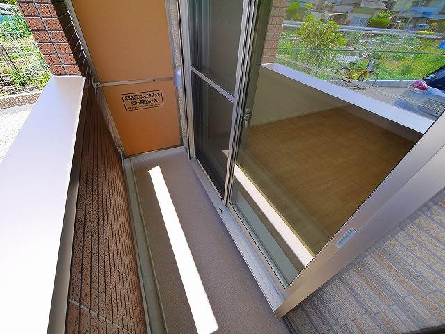 エトワール（Ｅｔｏｉｌｅ）のバルコニー|バルコニーがあります