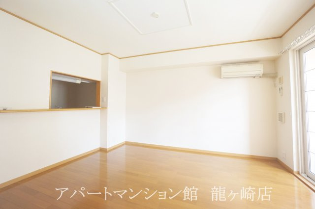 ブリーズ.エアリーの居間・リビング