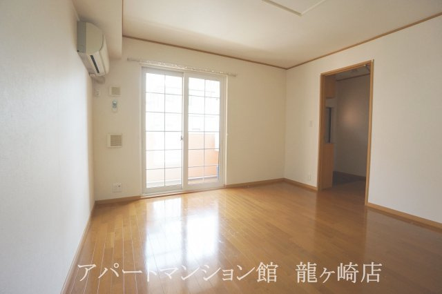 ブリーズ.エアリーの寝室