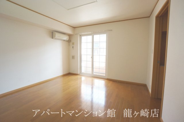 ブリーズ.エアリーの居間・リビング