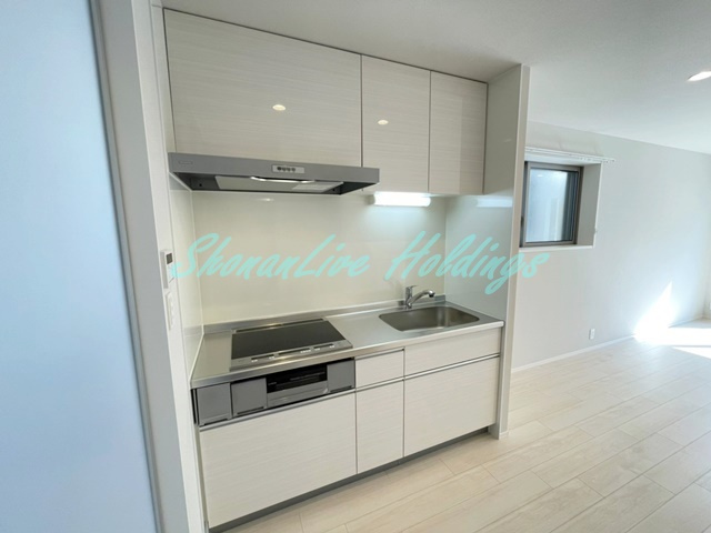 藤沢市鵠沼海岸２丁目のアパートのキッチン