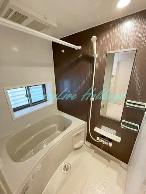 藤沢市鵠沼海岸２丁目のアパートの浴室