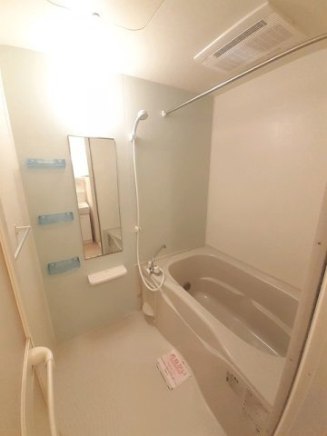 サンファミール西辛川の浴室