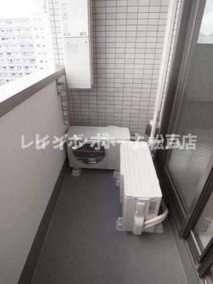 松戸市松戸の賃貸マンションのバルコニー|お洗濯にも便利なバルコニー付き