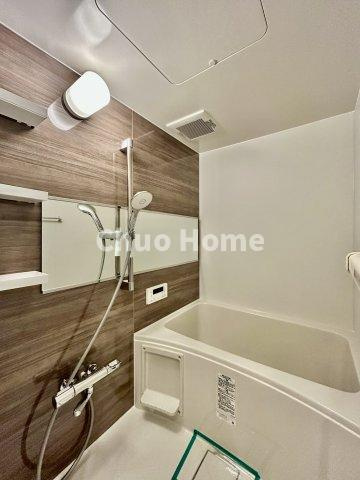 パラスト日暮里の駐車場|【敷地内駐車場】最新の空き状況や費用などの詳細は担当スタッフまでお問い合わせください。