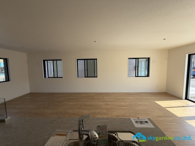 平塚市御殿2期　新築戸建　全5棟2号棟の居間・リビング