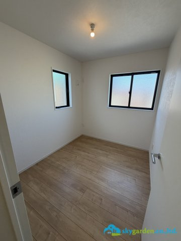 平塚市御殿2期　新築戸建　全5棟2号棟の洋室