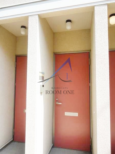 フレグランスのエントランス|エントランスです。