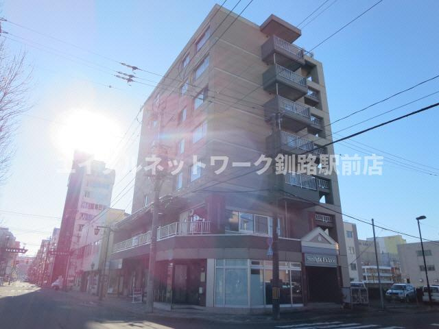 サンライトパレスの外観