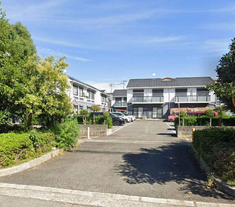 パル今福 C・D・E棟の駐車場