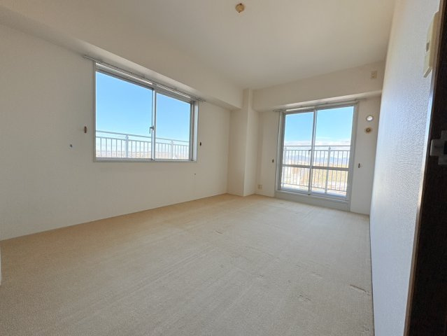 パーク・アヴェニュー神戸三田６番館の洋室