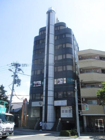 大阪市住之江区西加賀屋３丁目の店舗事務所の外観