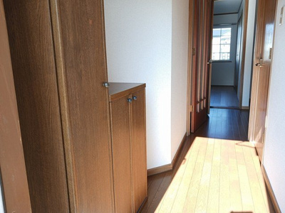 【玄関】 | ふぉ－らむしろかねⅠ