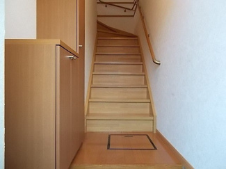 【玄関】 | ラ・スペランツァＢ