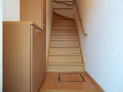 【玄関】 | ラ・スペランツァＢ