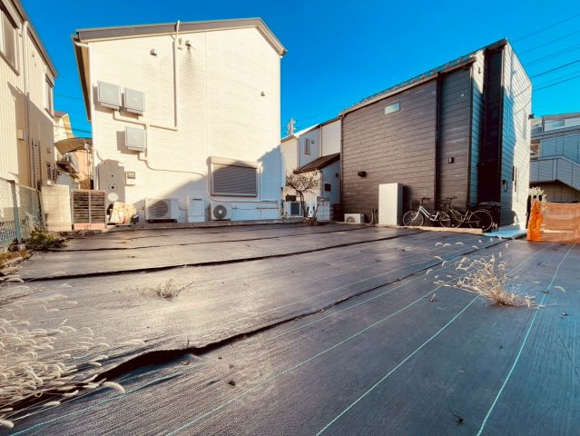 【外観】 | 練馬区富士見台３丁目　新築戸建て | 【更地時現地写真】床暖房・食洗機・浴室乾燥機等充実設備を搭載