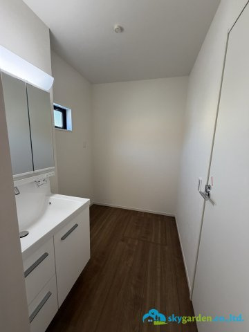 平塚市御殿2期　新築戸建　全5棟1号棟の脱衣所