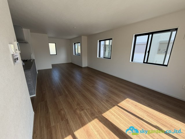 平塚市御殿2期　新築戸建　全5棟1号棟の居間・リビング