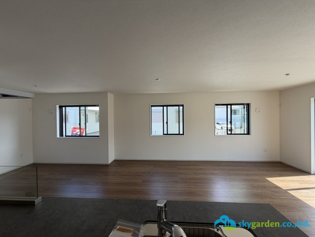 平塚市御殿2期　新築戸建　全5棟1号棟の居間・リビング