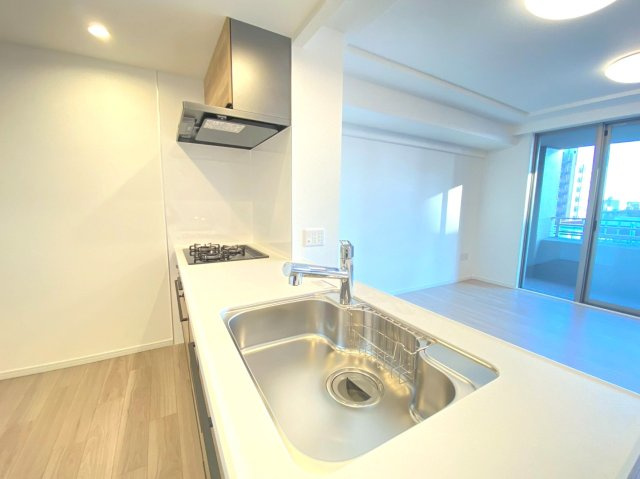 サーパスシティ西院日照町のキッチン|現地2026年1月撮影
キッチン周りのコンセント充実。