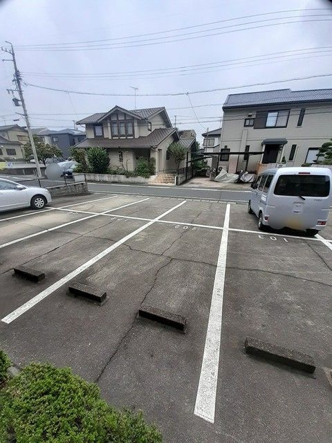 ロイヤルプリンセス　　刈谷市近郊の賃貸はクラスホームの駐車場