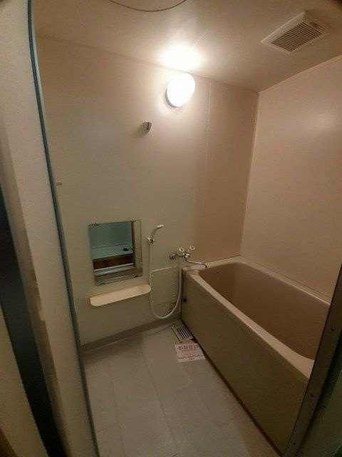 ロイヤルプリンセス　　刈谷市近郊の賃貸はクラスホームの浴室