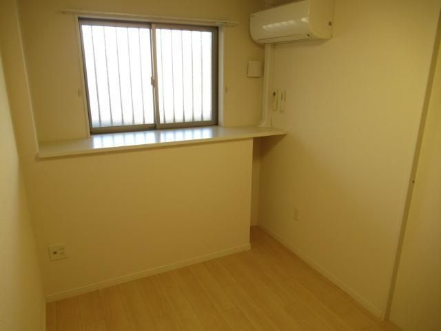 ＢＬＵＥ　ＴＥＲＲＡⅡの洋室