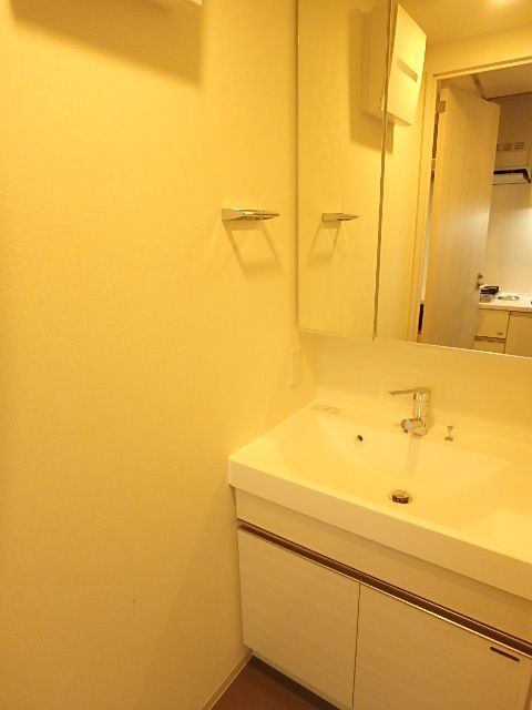 ルフォンブランシェ品川南大井の独立洗面台