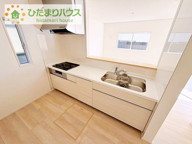 【キッチン】 | 龍ケ崎市城ノ内第9　新築戸建　1号棟 | 料理をしながらでも、ご家族との会話を楽しめる対面式キッチン♪