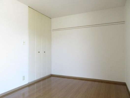 JAボナール上の丸の洋室