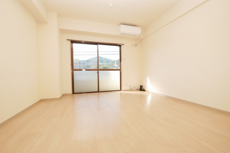 ドゥエリングビルの居間・リビング|ドゥエリングビル401