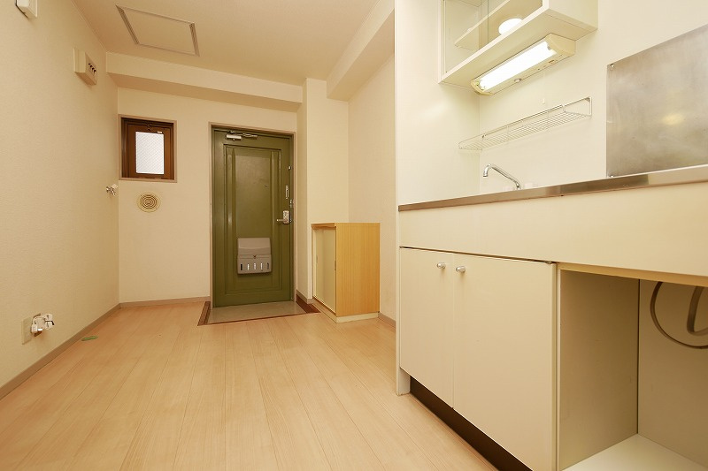 ドゥエリングビルのキッチン|ドゥエリングビル401