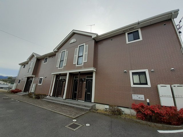 ソレアード石井　Ｂの外観|外観もきれいです