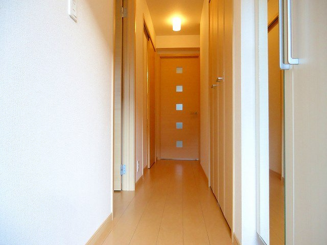 シャン・ド・フルールの玄関|ゆったりとした玄関です