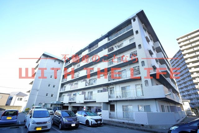 組坂ビルNo8【キャッシュバック対象物件】の外観|外観もきれいです