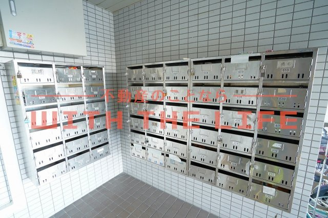 組坂ビルNo8【キャッシュバック対象物件】のエントランス|エントランスです