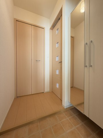 こもれびガーデンの玄関