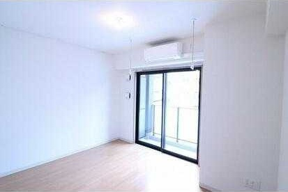 ルミエールコートの居間・リビング