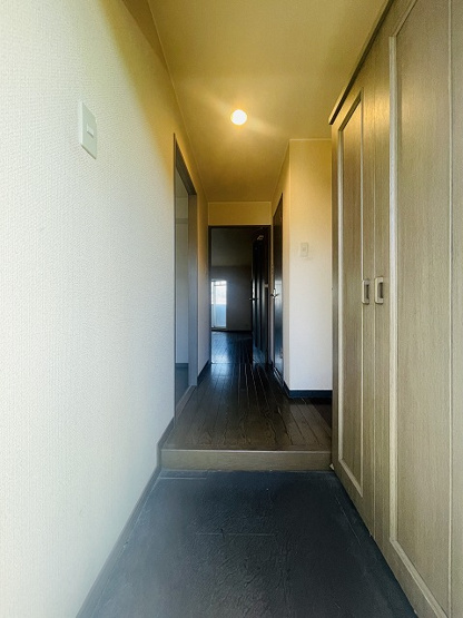 【玄関】 | ロワールマンション空港南