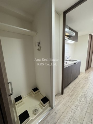 【設備】 | プレサンス江戸堀 | 室内洗濯機置き場は扉で隠すことができます☆