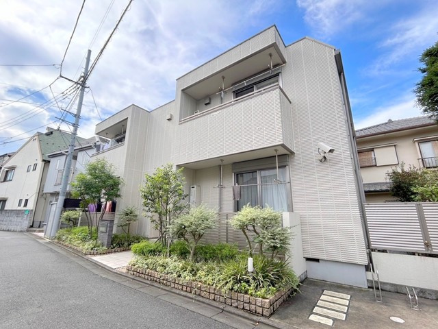 オースピシャス・クラウドの外観