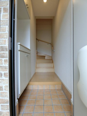 【玄関】 | エクセレント | イメージ写真201号室(反転タイプ)