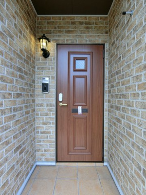 【玄関】 | エクセレント | イメージ写真201号室(反転タイプ)