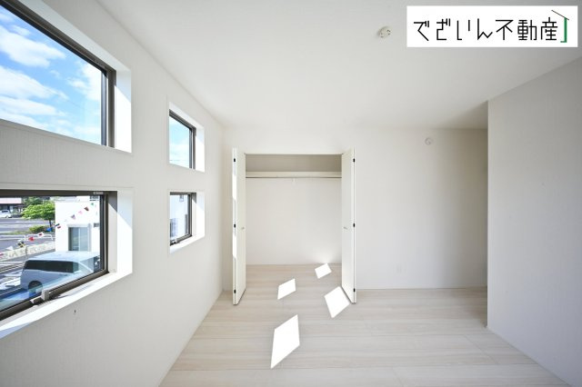 【洋室】 | GRAFARE久喜市久喜東10期　新築住宅 | ≪3号棟≫
現地(2026年6月撮影)