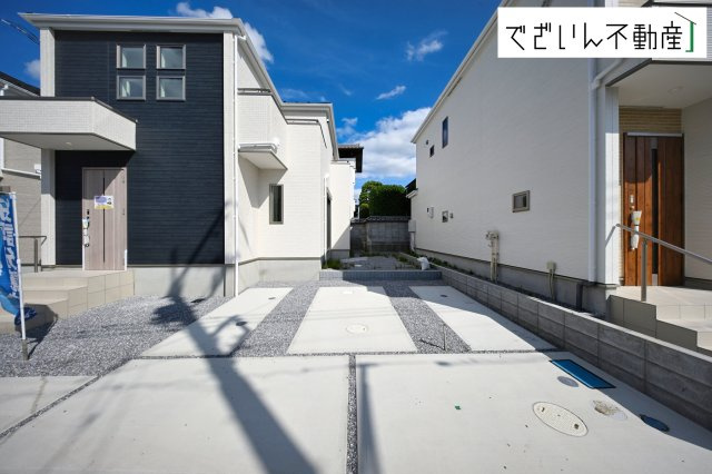 【駐車場】 | GRAFARE久喜市久喜東10期　新築住宅 | ≪3号棟≫
現地(2026年6月撮影)