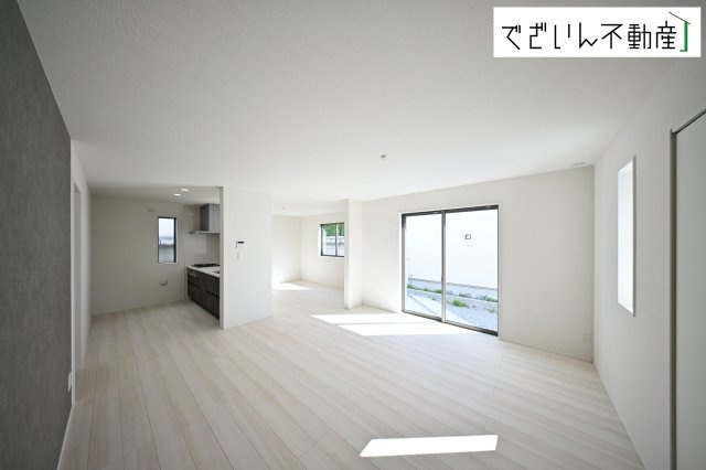 【居間・リビング】 | GRAFARE久喜市久喜東10期　新築住宅 | ≪3号棟≫
現地(2026年6月撮影)