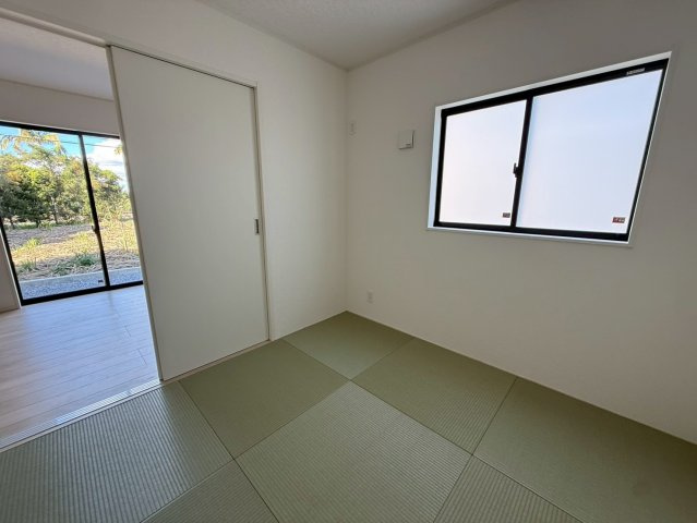 ♥♥南城市佐敷佐敷第1-3号棟（全3棟）の和室|来客時にも便利な和室付き