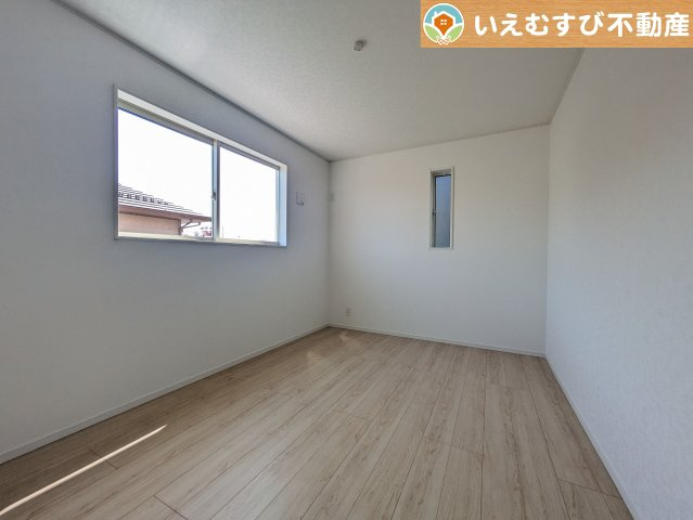 Cradle garden　熊谷市久保島第3の洋室